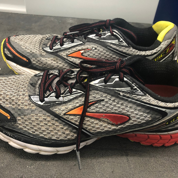 brooks ghost 7 red